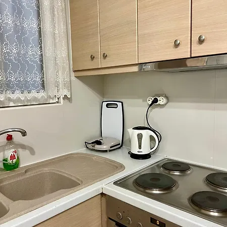 Toms Acropolis District Apartment *